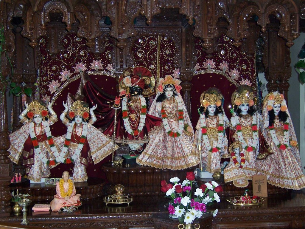 15-Krishna-Temple-in-UTAH